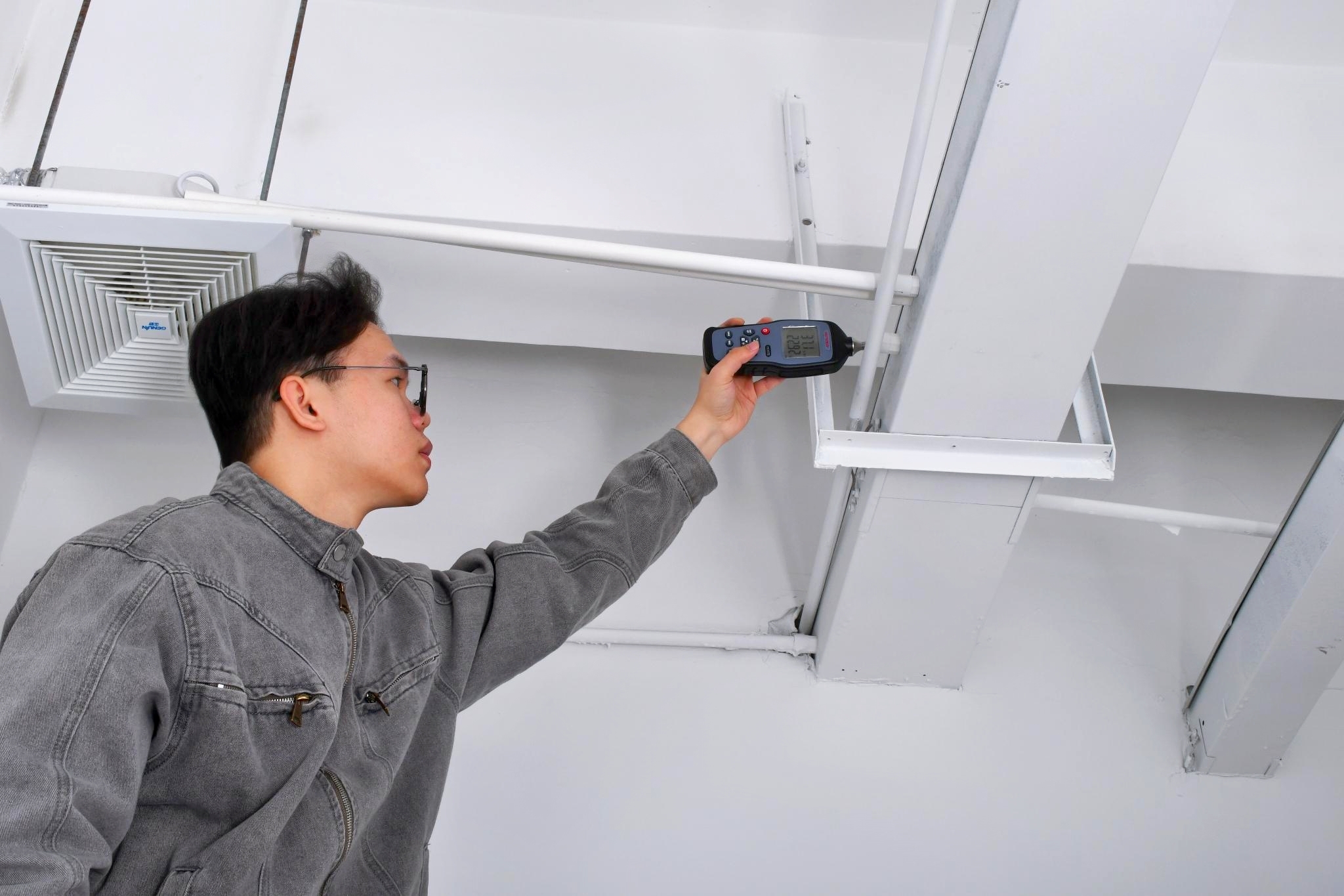 工業生產環境中，我們怎樣去驗證溫濕度監測設備是否正常工作？