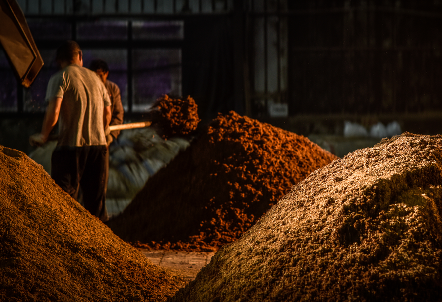 發(fā)酵室結(jié)露測(cè)不準(zhǔn)?恒歌高濕溫濕度變送器:±2% RH 精度,穩(wěn)保醬料/酒類(lèi)風(fēng)味一致!